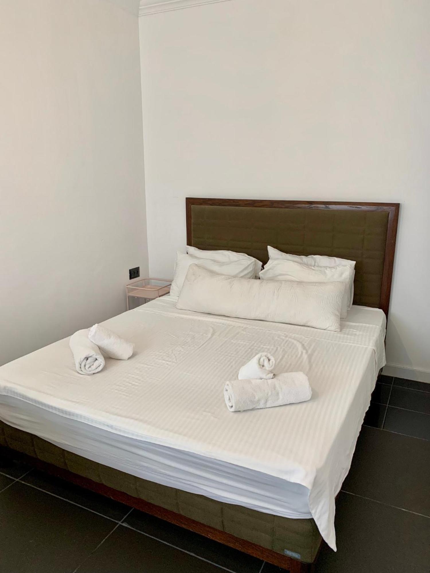 Shantell Luxury Apartment Netanya Exterior foto